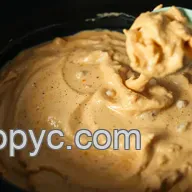 Easy Creamy Buffalo Chicken Dip in Crock Pot: My Go-To Party Dish